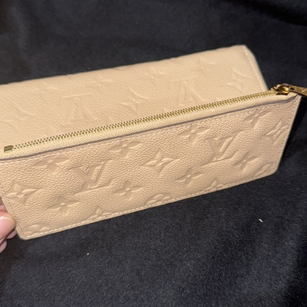 Women’s or Men’s Brand New Louis Vuitton Empriente Zippy Wallet! All inclusive - Picture 17 of 17